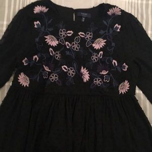 Cute navy top by Kaari